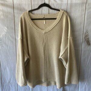 FREE PEOPLE V-NECK SWEATSHIRT